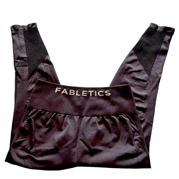 Fabletics M black cropped‎ leggings with mesh panels - Picture 2 of 6